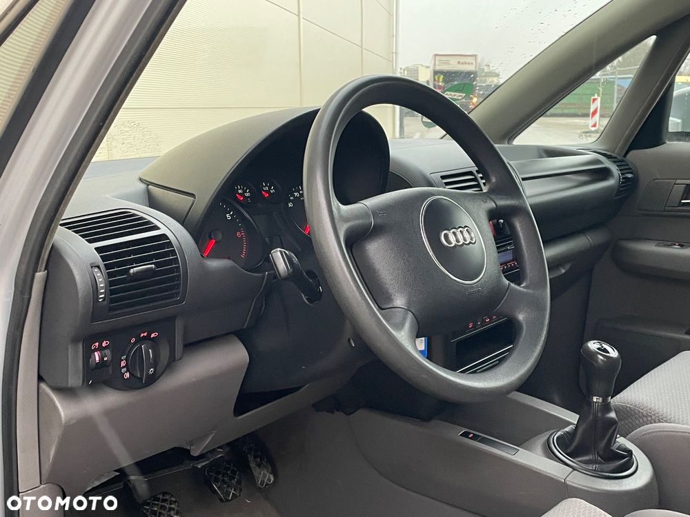 Audi A2 1.4 - 6