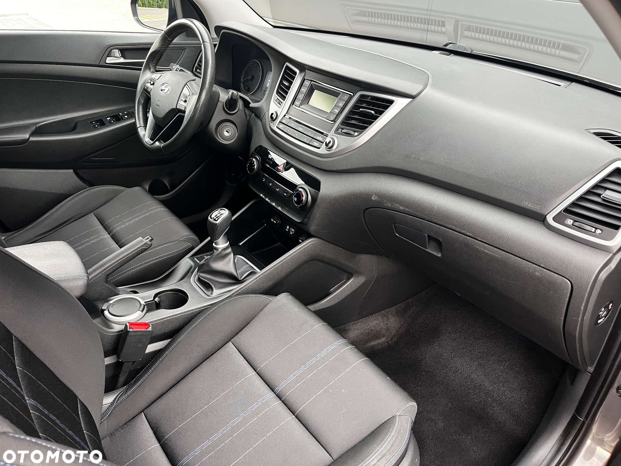 Hyundai Tucson 1.6 GDI BlueDrive Comfort 2WD - 26