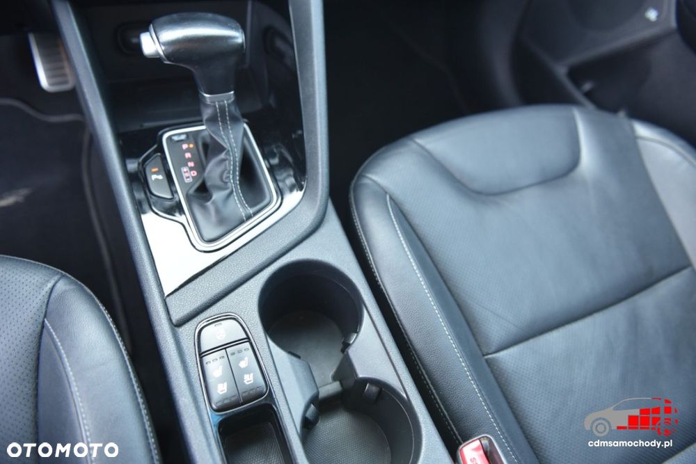 Kia Niro - 32