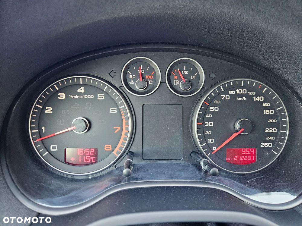 Audi A3 Sportback 1.4 TFSI Ambiente - 13