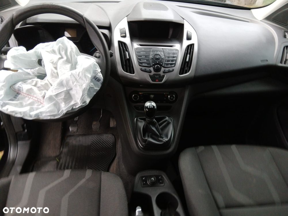 Ford Tourneo Connect - 6
