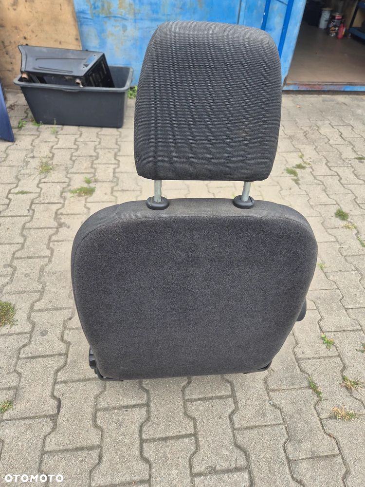 FOTEL LEWY KIEROWCY FORD TRANSIT MK8 14r. + - 4