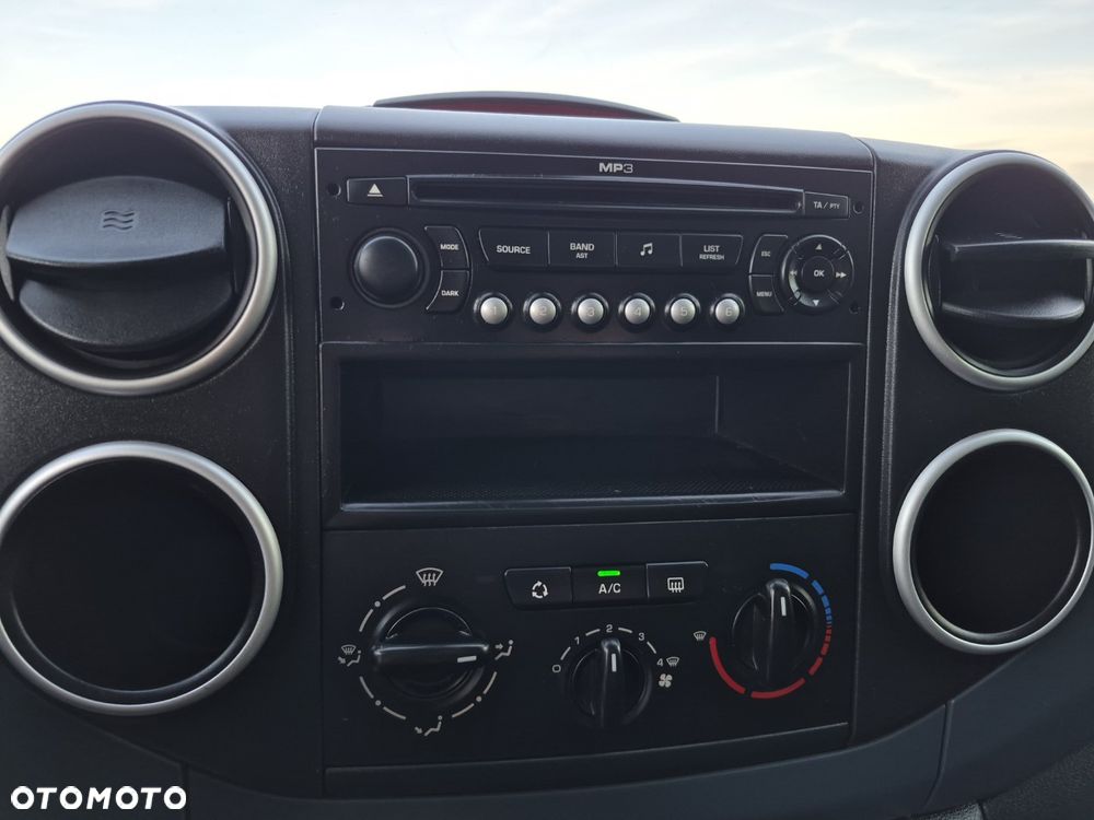 Peugeot Partner HDi FAP 110 Premium - 24