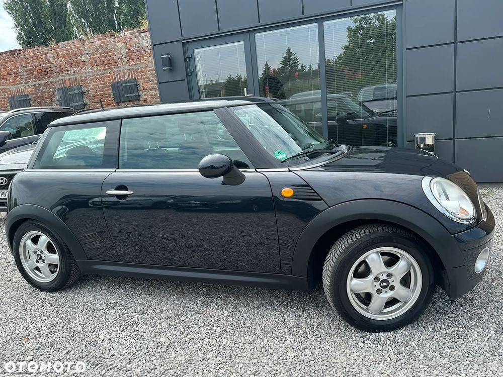 MINI ONE Standard - 26