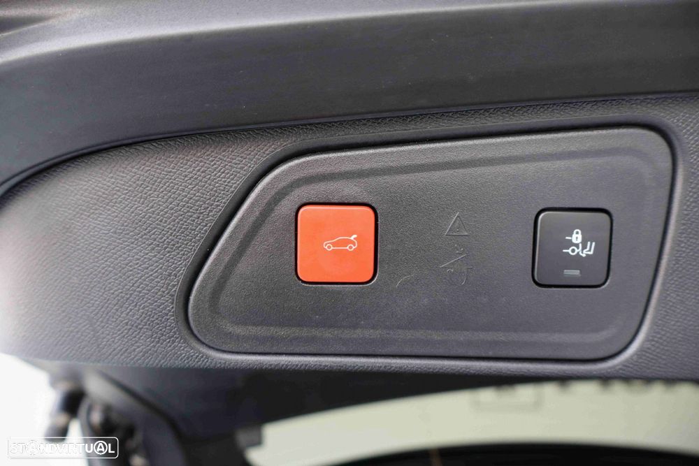 Peugeot 3008 1.6 Hybrid Allure e-EAT8 - 10