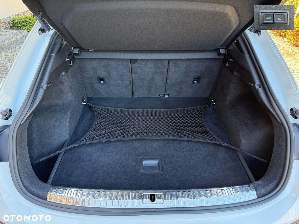 Audi Q3 Sportback 40 TDI quattro S tronic S line - 28