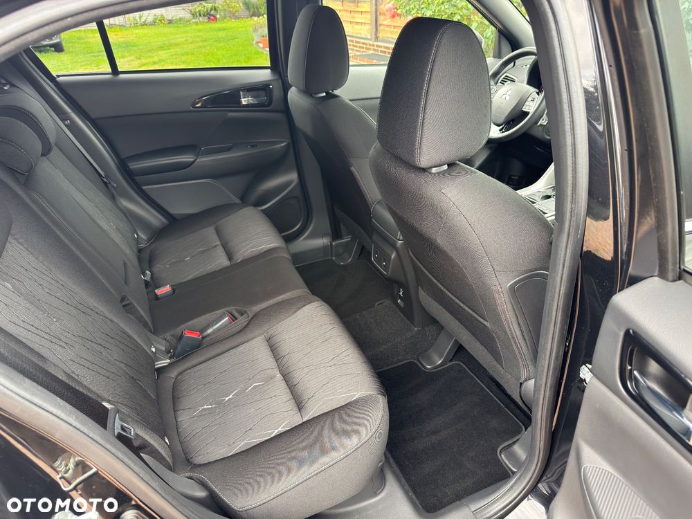 Mitsubishi Eclipse Cross - 24