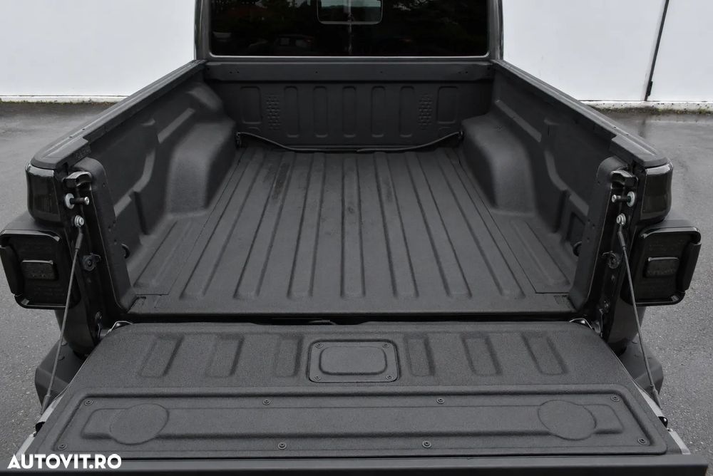Jeep Gladiator - 10