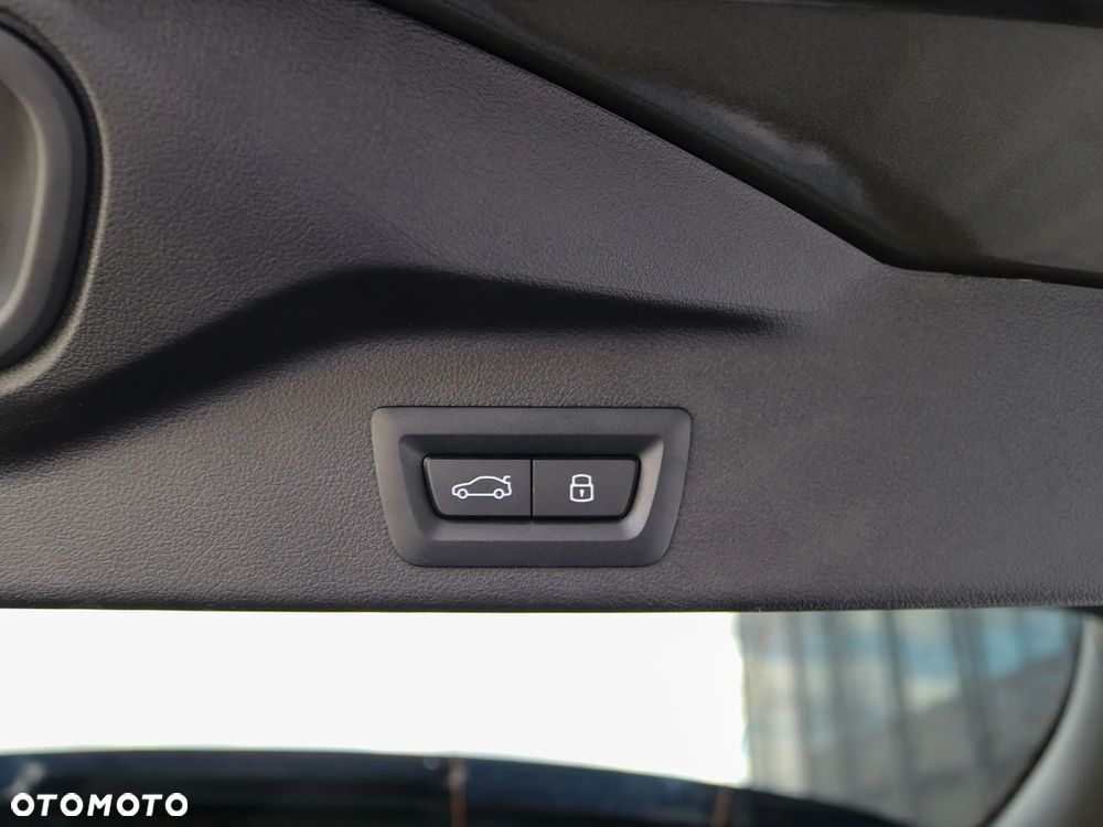 BMW X5 xDrive30d mHEV - 19