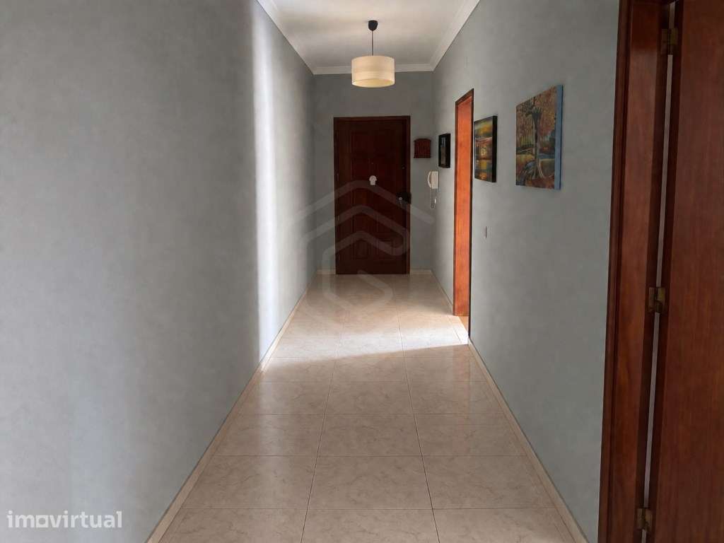 Apartamento T2 com excelentes acessos a toda a cidade de Loulé, Alg... - Grande imagem: 5/10