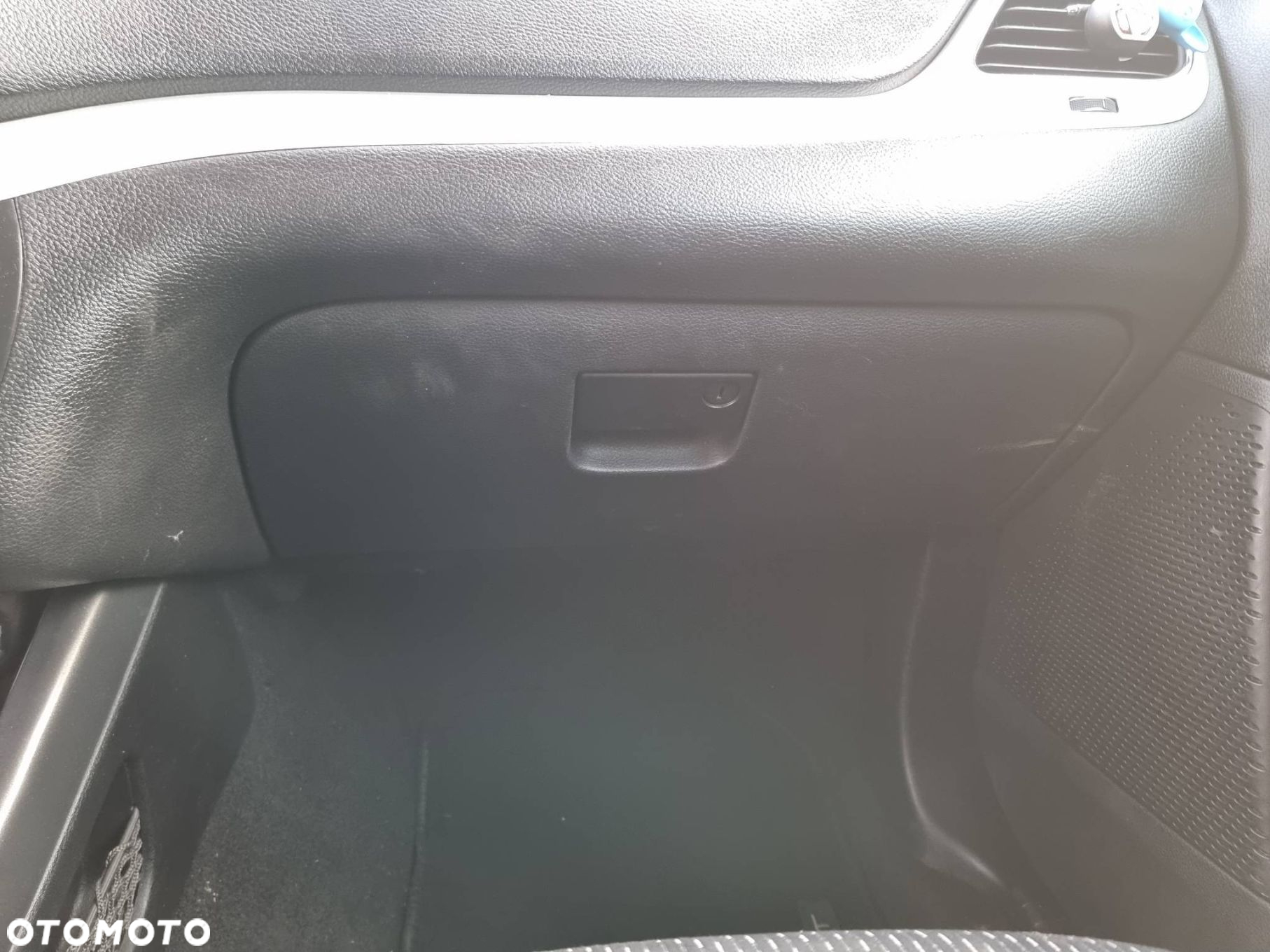 DESKA KOKPIT FIAT FREEMONT PODUSZKA PASY - 3
