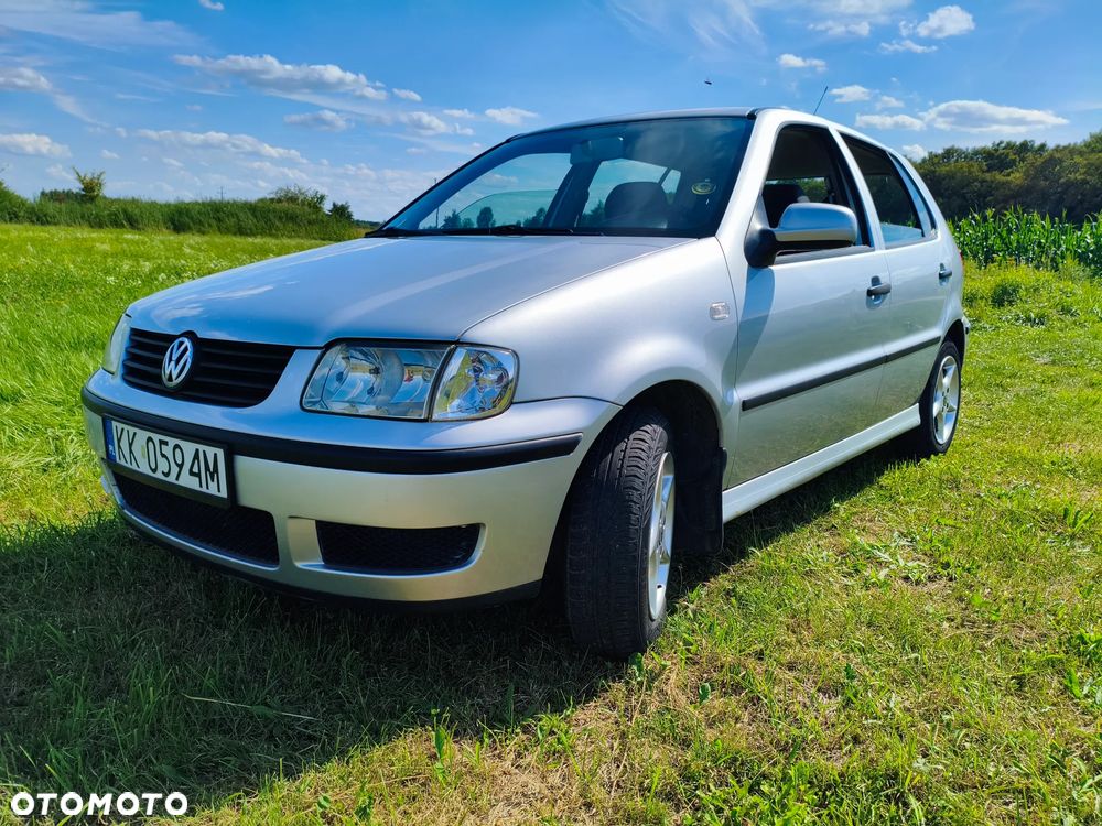 Volkswagen Polo - 2