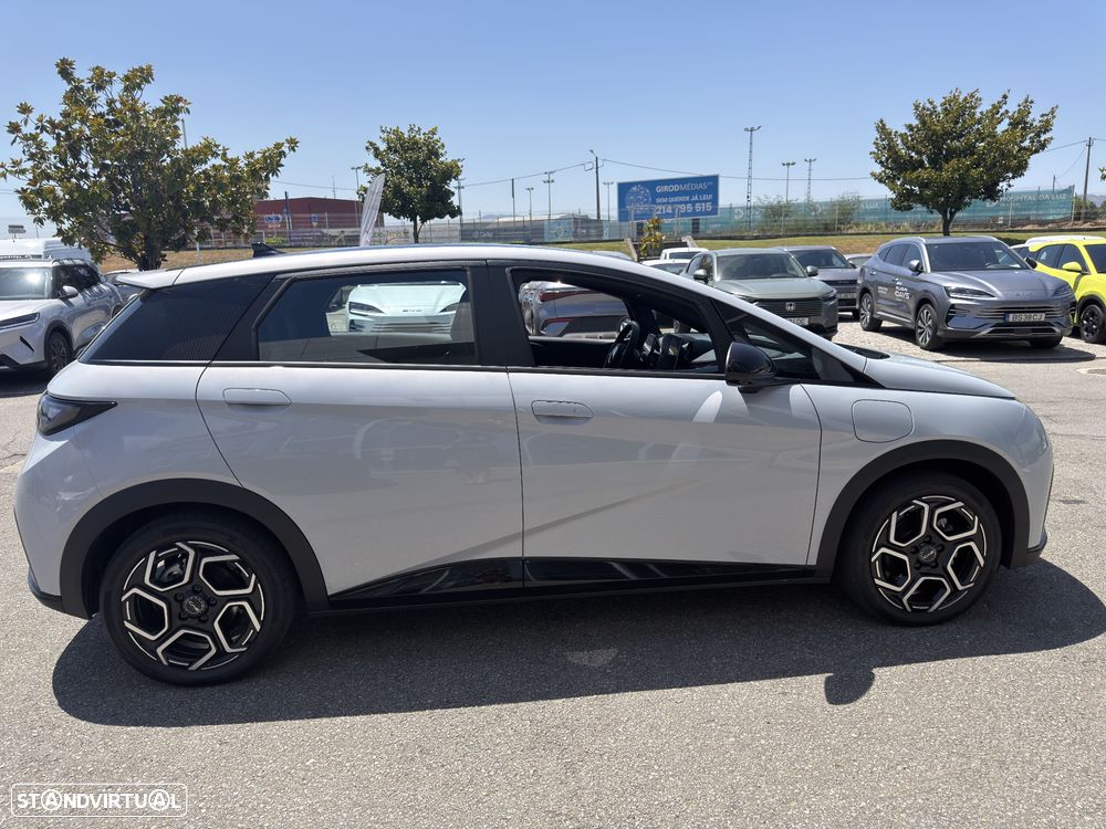 BYD Dolphin 60.4 kWh Comfort - 10