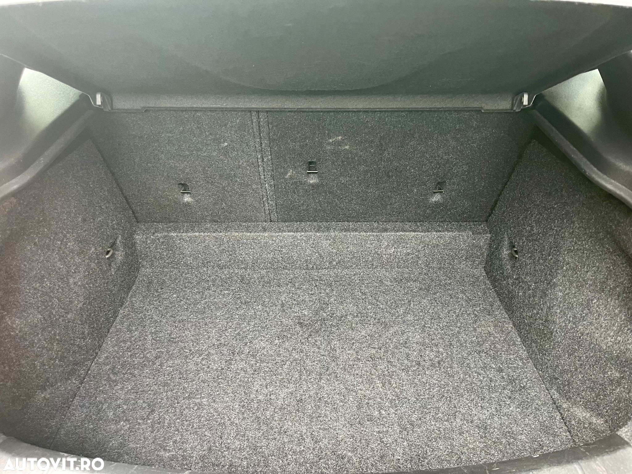 Volvo V40 D3 Geartronic Momentum - 18