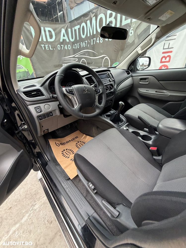 Mitsubishi L200 - 12