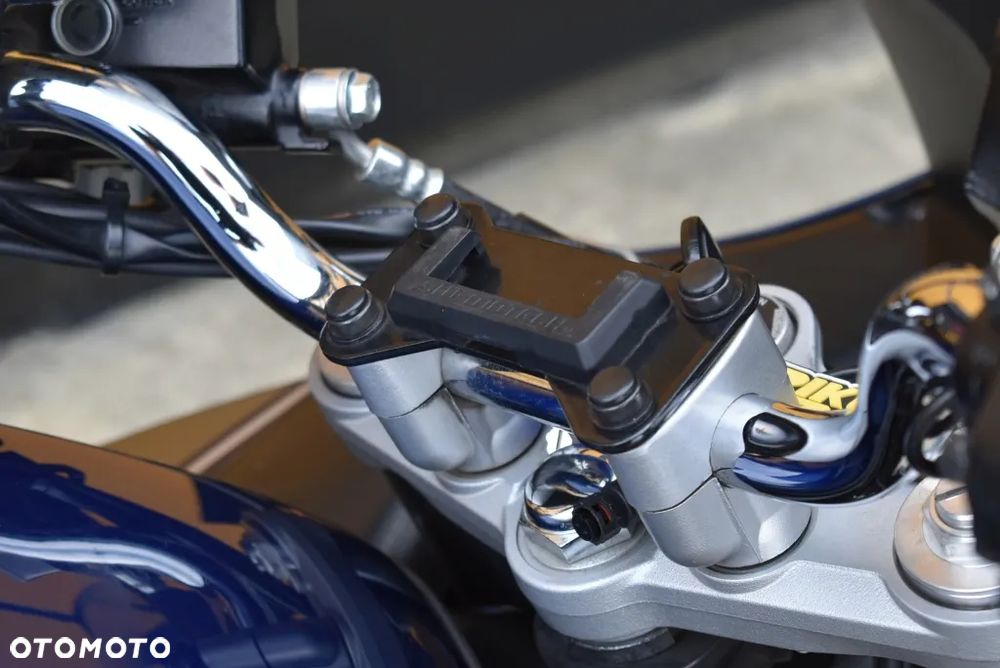 Suzuki GSX - 39