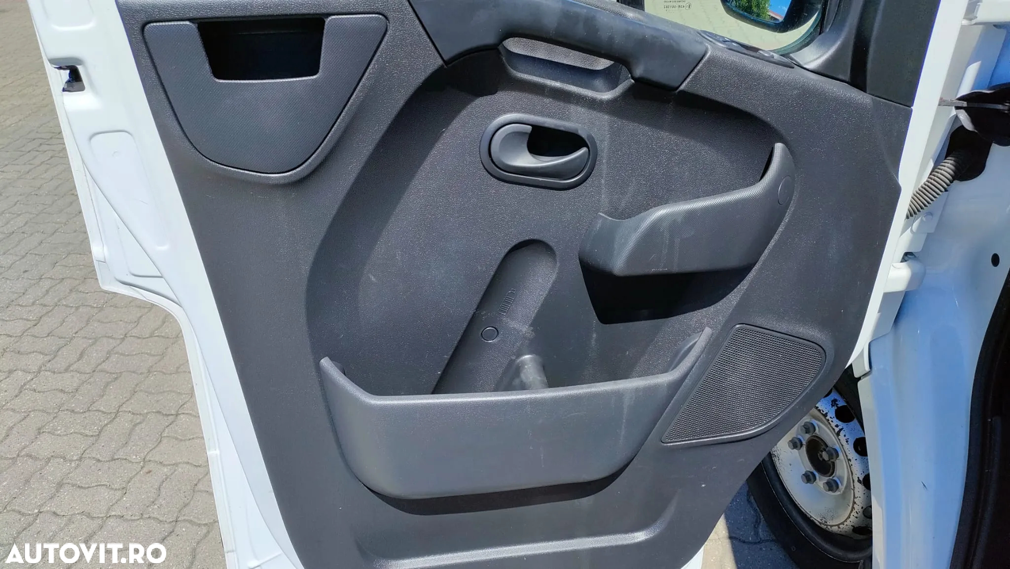 Renault Master 2.3 Energy dCi 145 TT Combi 3,5t L2H2 8+1 locuri Confort 4,7 m3 - 13