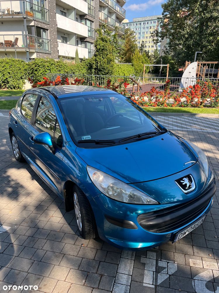 Peugeot 207 1.4 16V Trendy - 3