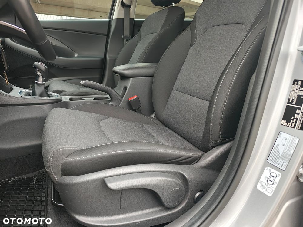 Hyundai i30 1.5 T-GDI 48V Smart - 11