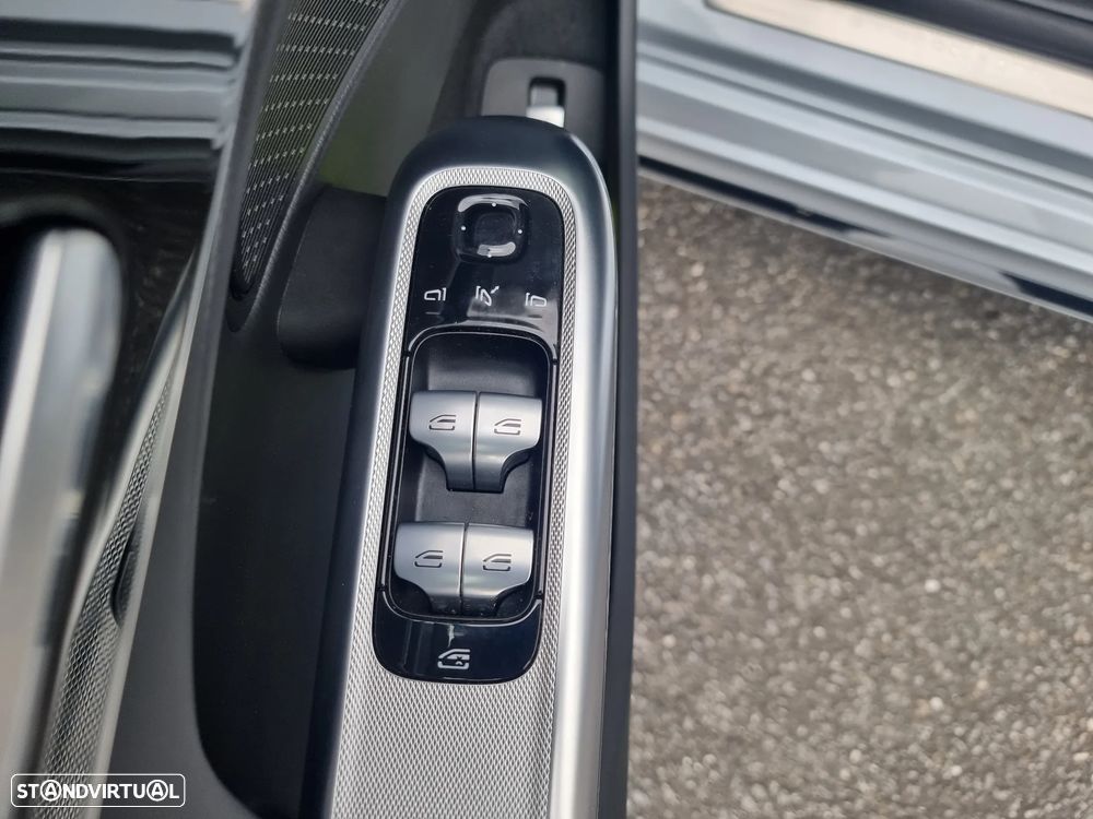 Mercedes-Benz E 300 de 9G-TRONIC AMG Line - 11