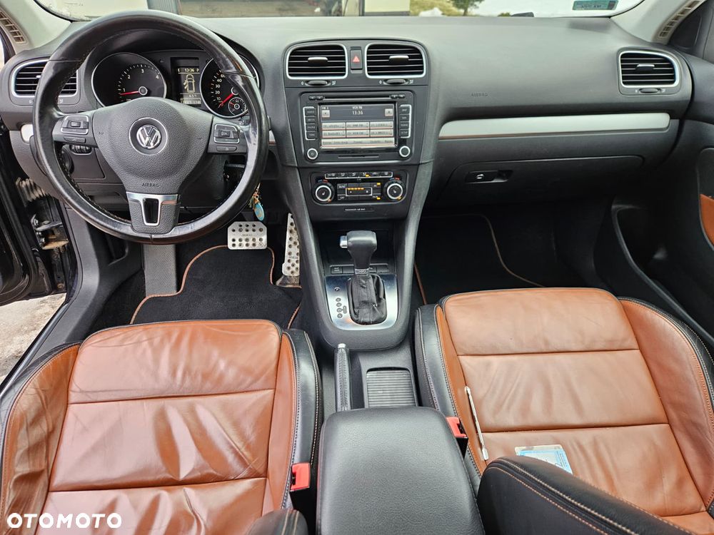 Volkswagen Golf 2.0 TDI Highline DSG - 11