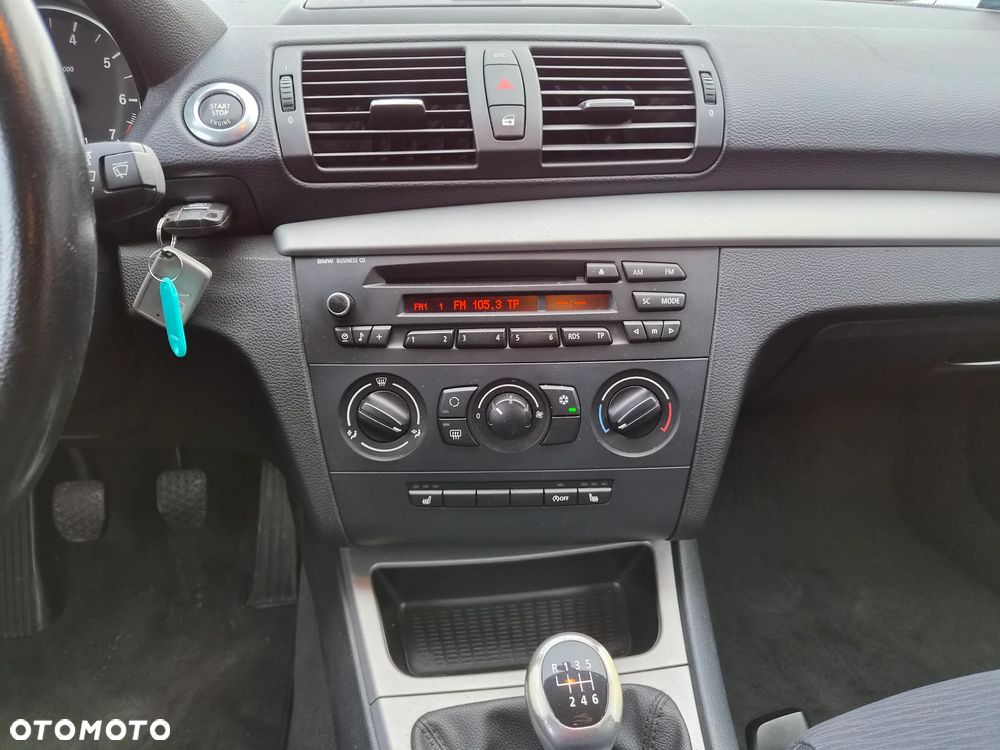 BMW Seria 1 - 24