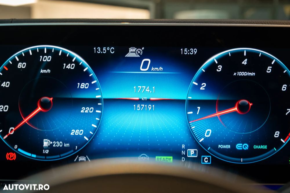 Mercedes-Benz GLE - 38