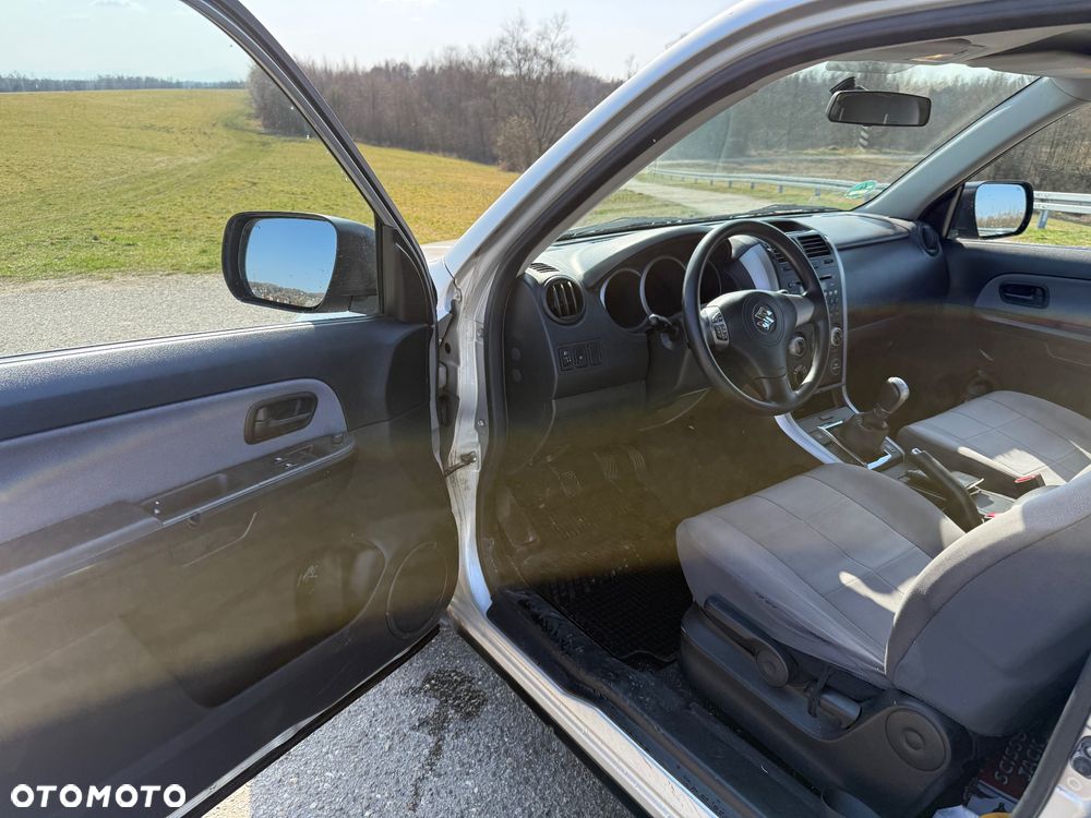 Suzuki Grand Vitara 1.9 DDiS - 21