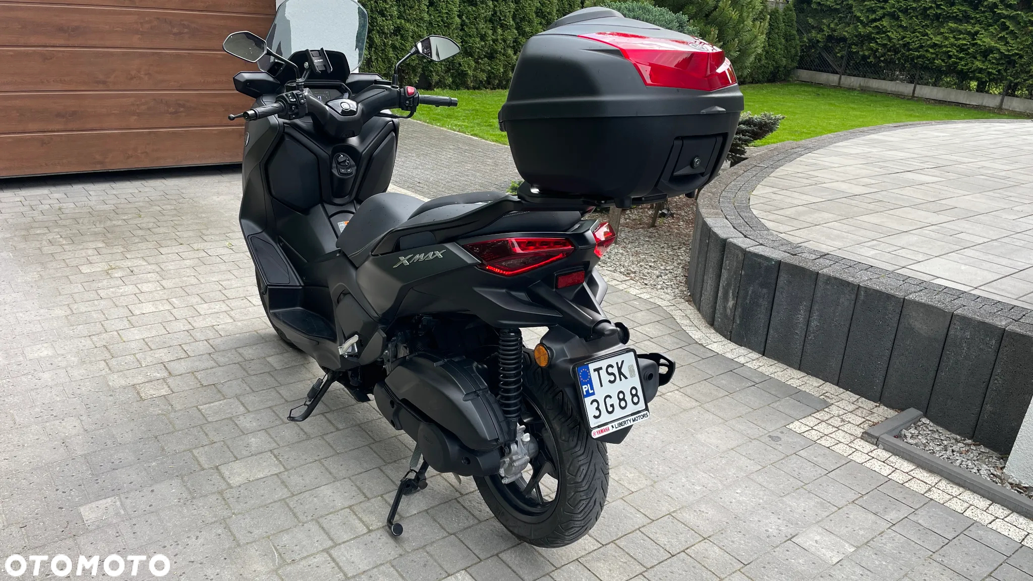 Yamaha X-max - 3