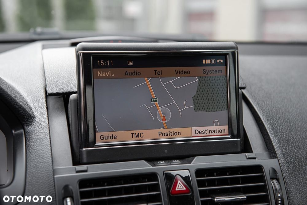 Mercedes-Benz Klasa C 220 CDI DPF Automatik Avantgarde - 26