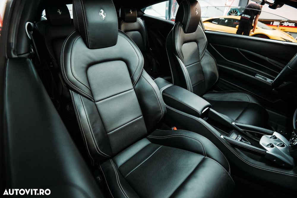 Ferrari FF - 19