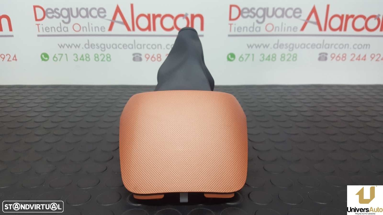 TAPA DA ALAVANCA DE MUDANÇA HYUNDAI I10 SLE - 6