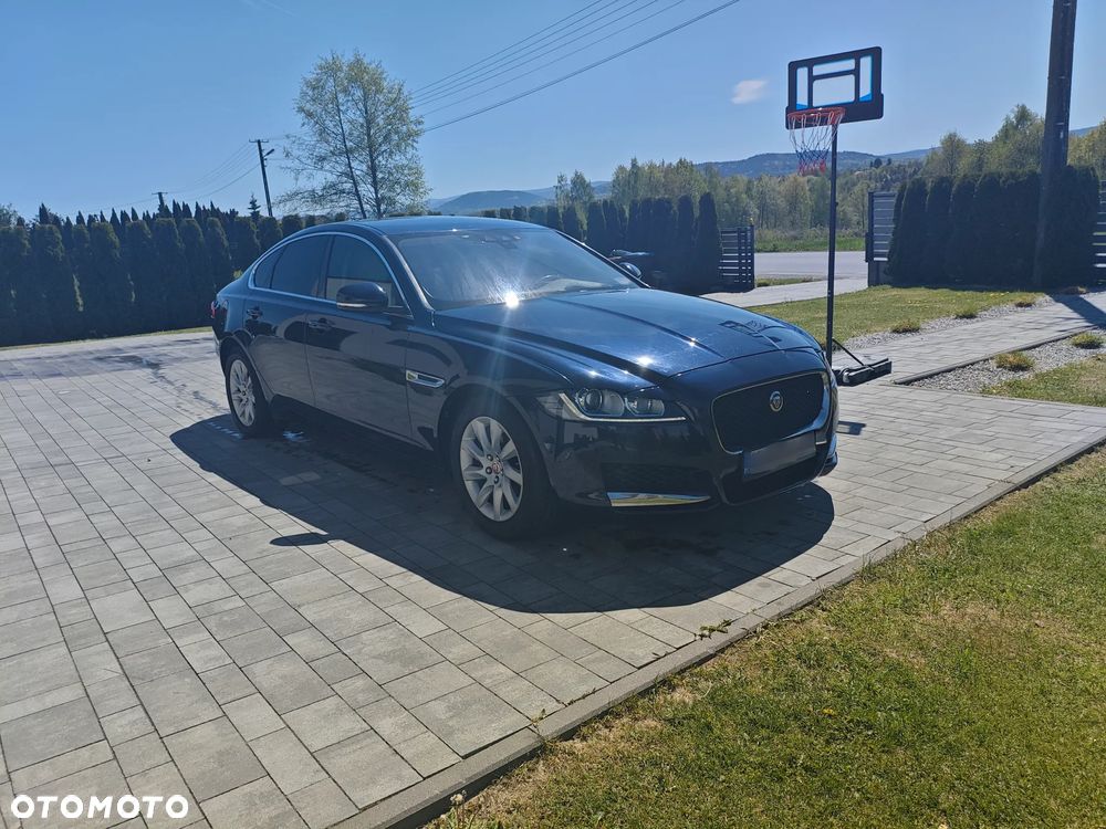 Jaguar XF 20d Prestige - 1