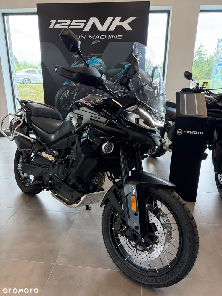 CFMoto 800MT Explore - 2