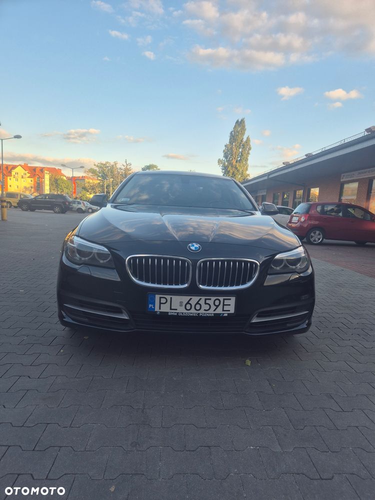 BMW Seria 5 520d xDrive - 3