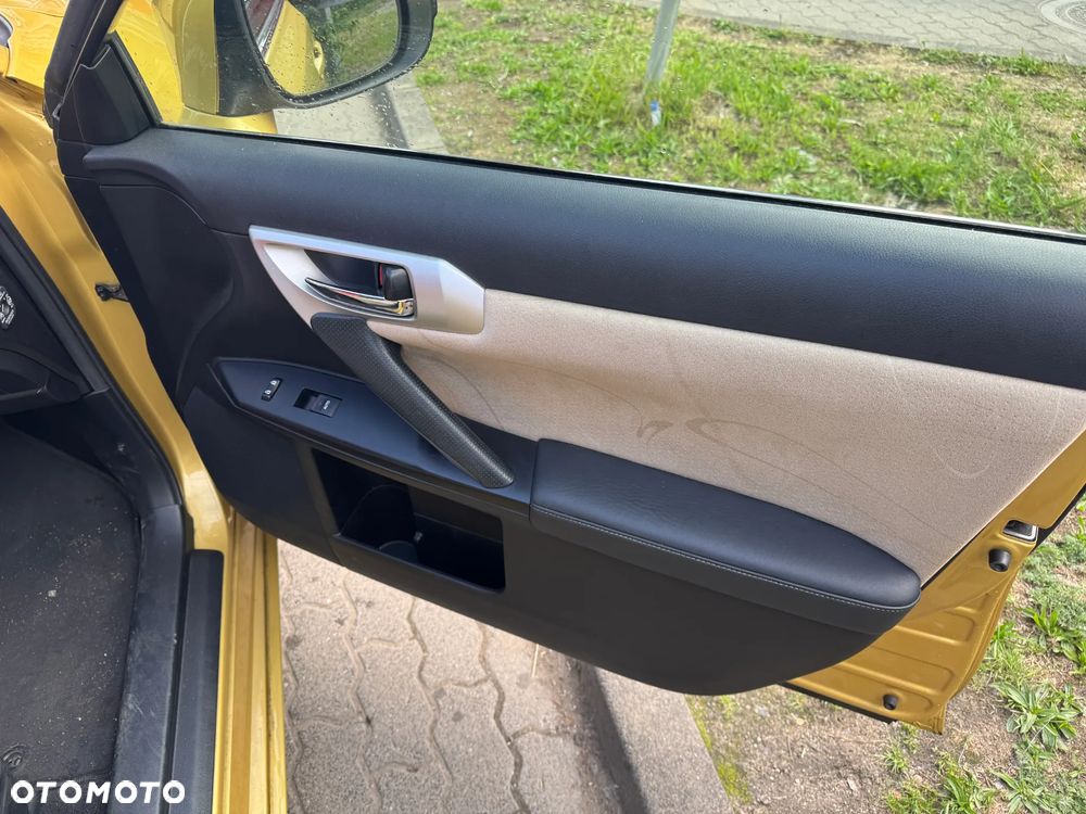 Lexus CT 200h Classic - 16