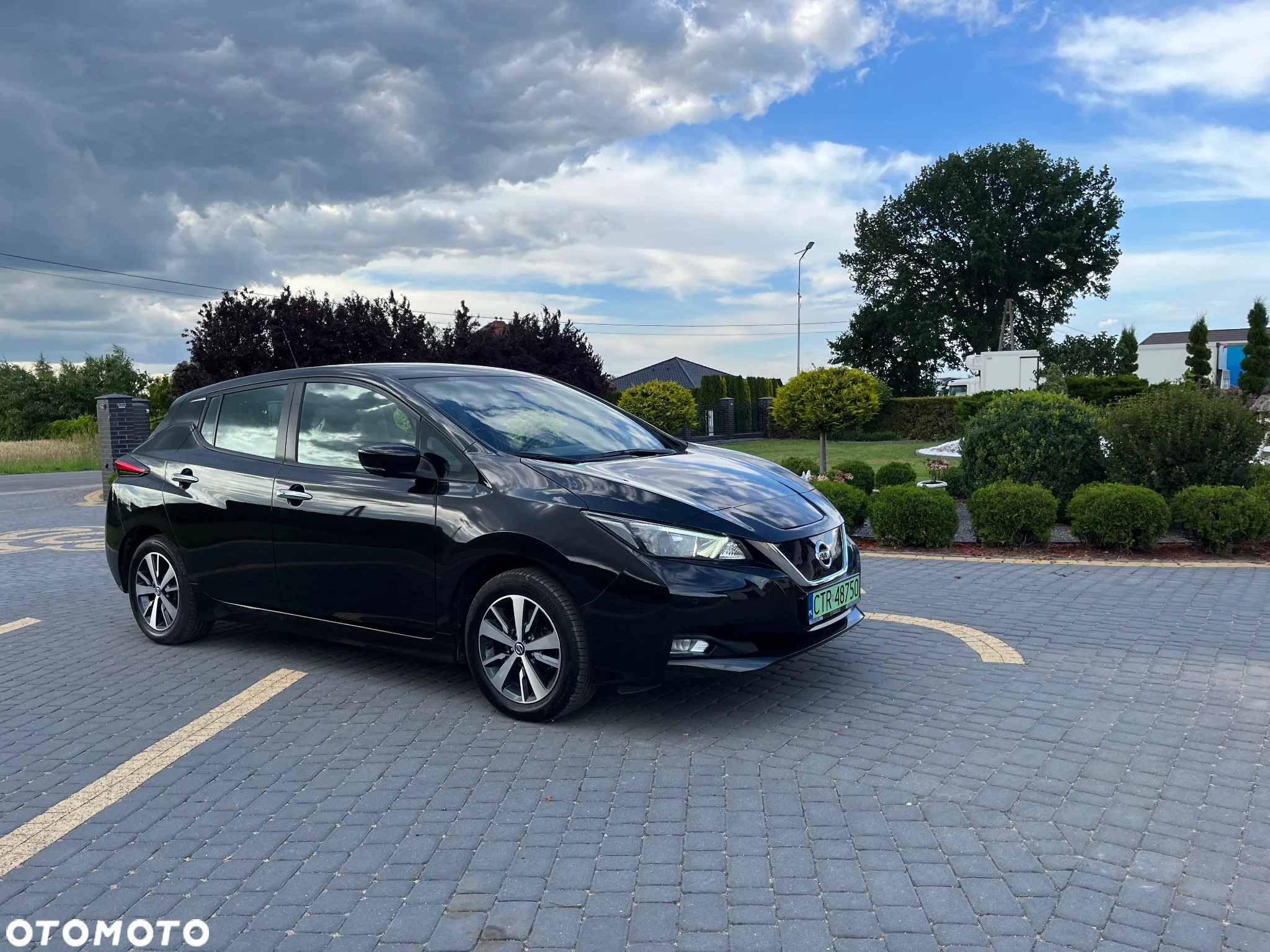 Nissan Leaf - 4