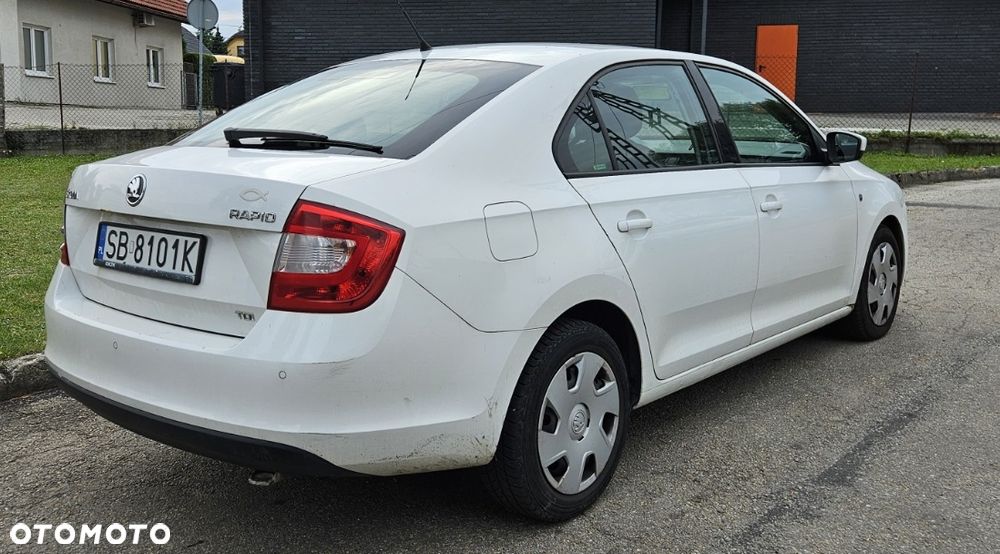 Skoda RAPID 1.6 TDI DPF Ambition - 2