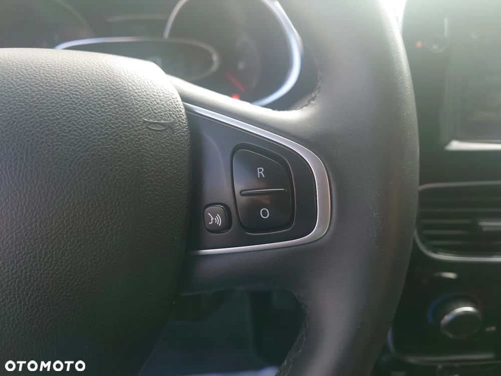 Renault Clio 0.9 Energy TCe Limited EU6 - 19