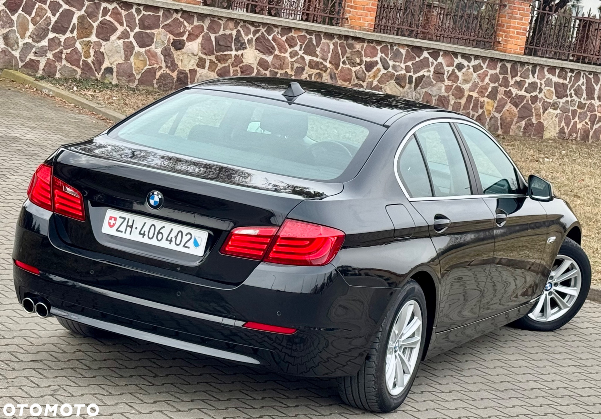 BMW Seria 5 523i - 8