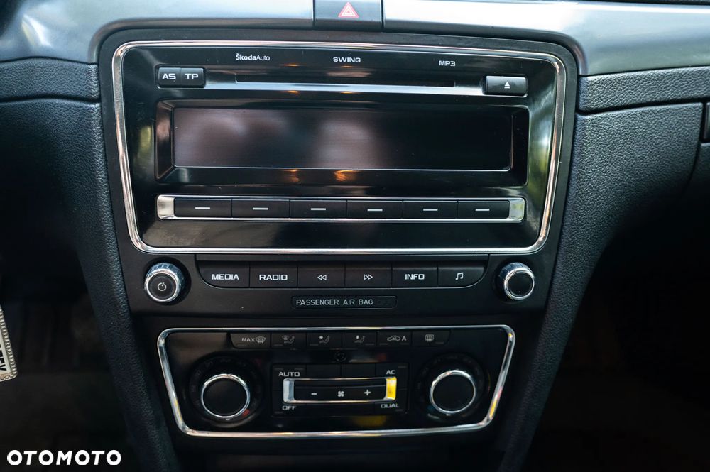 Skoda Superb 1.4 TSI Active - 13