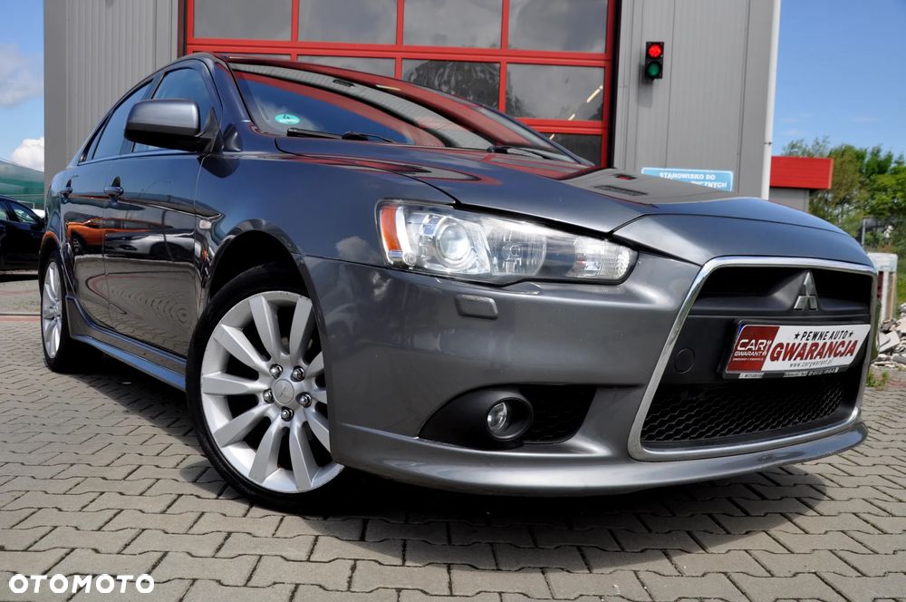 Mitsubishi Lancer 1.8 CVT Intense - 11