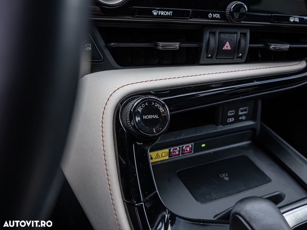 Lexus Seria NX 450h+ E-FOUR Executive Line - 15