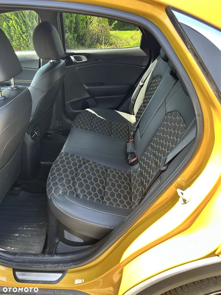 Kia XCeed ver-1-6-gdi-phev-l-dct - 11