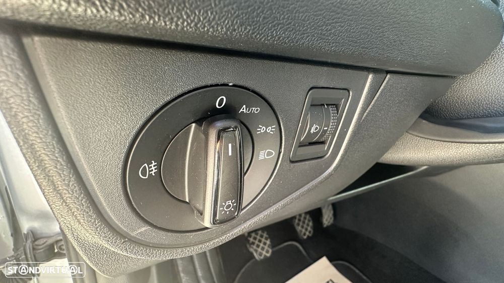 VW Polo 1.0 Trendline - 14
