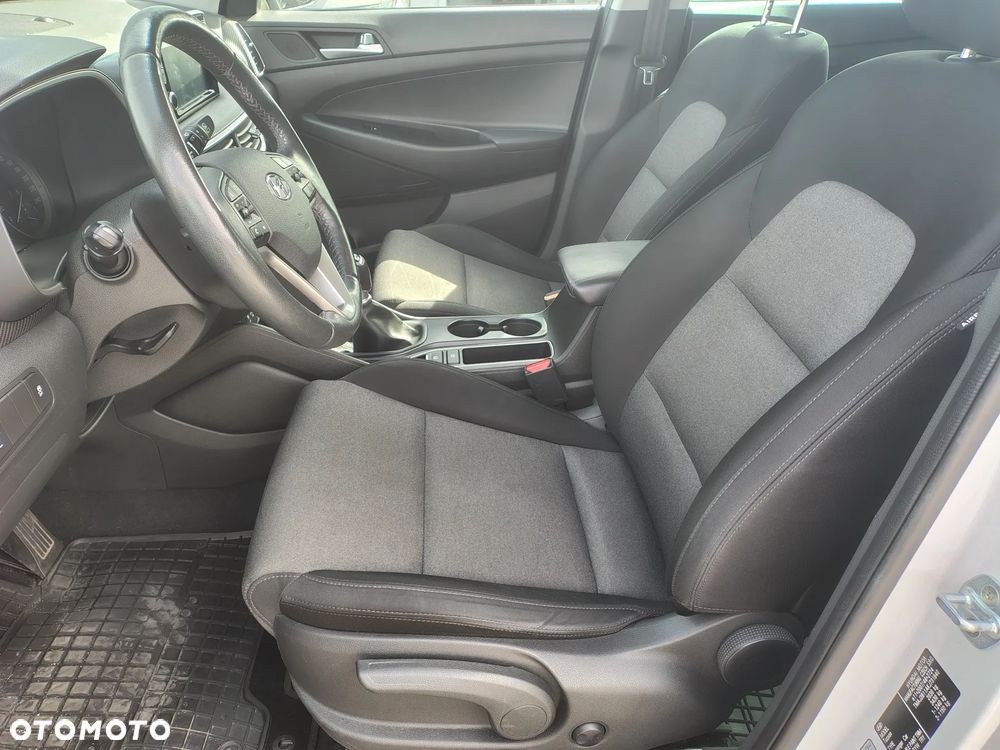 Hyundai Tucson - 13
