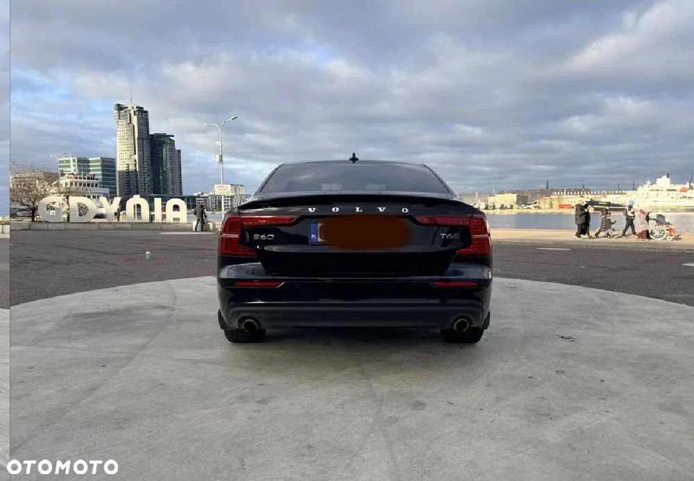 Volvo S60 T6 AWD Momentum Pro - 14