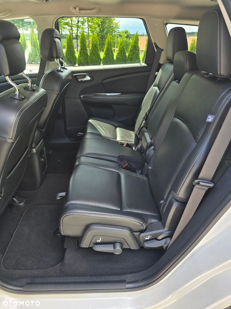 Fiat Freemont 2.0 Multijet 16V DPF Automatik Allrad Black Code - 32