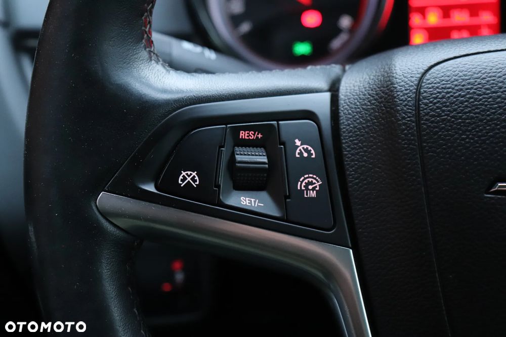 Opel Zafira 2.0 CDTI Cosmo EcoFLEX S&S - 27