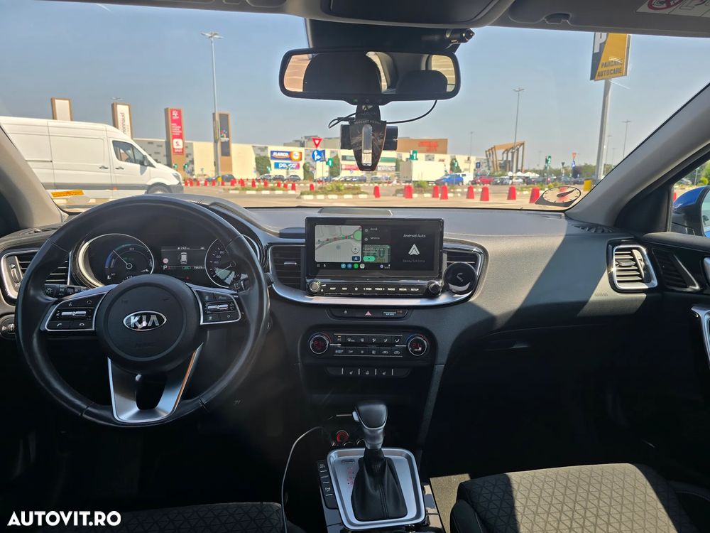 Kia Ceed - 7